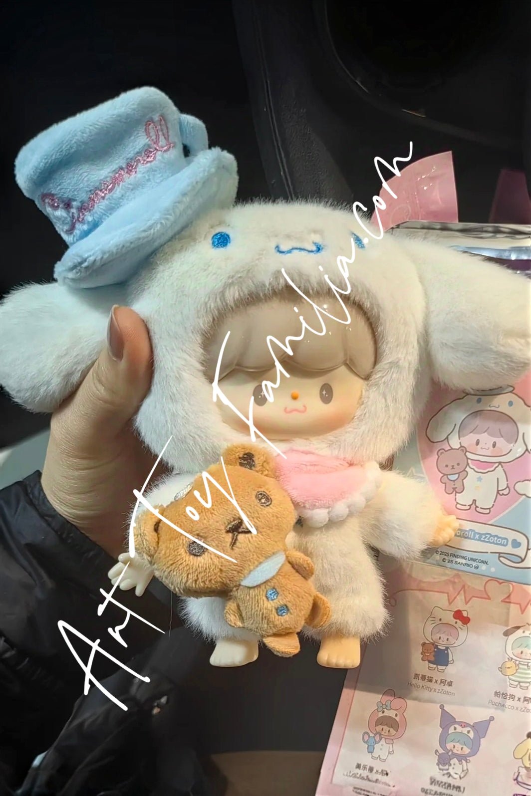 zZoton × Sanrio Love-League Buddies Series Vinyl Plush Keychain