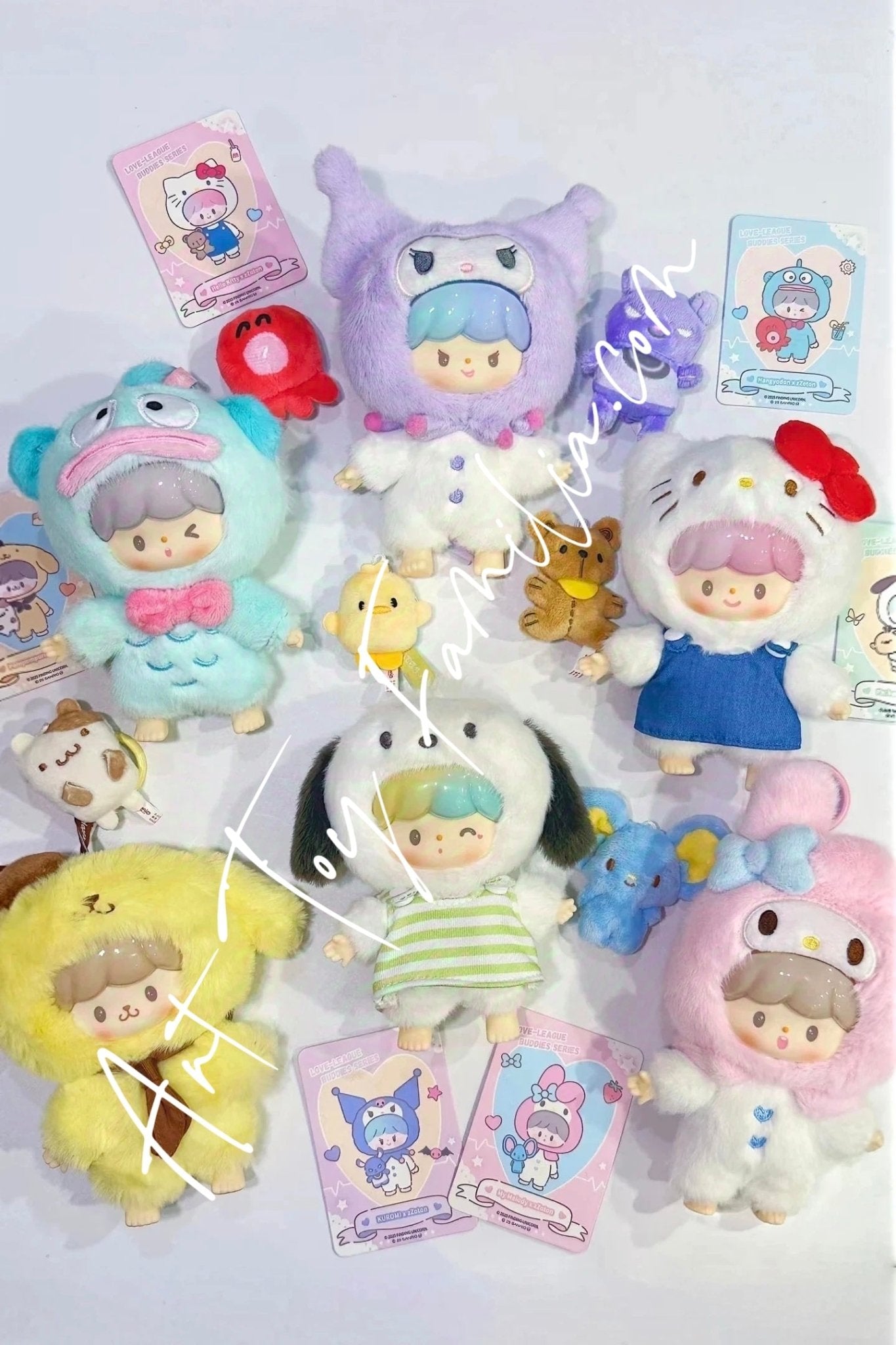 zZoton × Sanrio Love-League Buddies Series Vinyl Plush Keychain