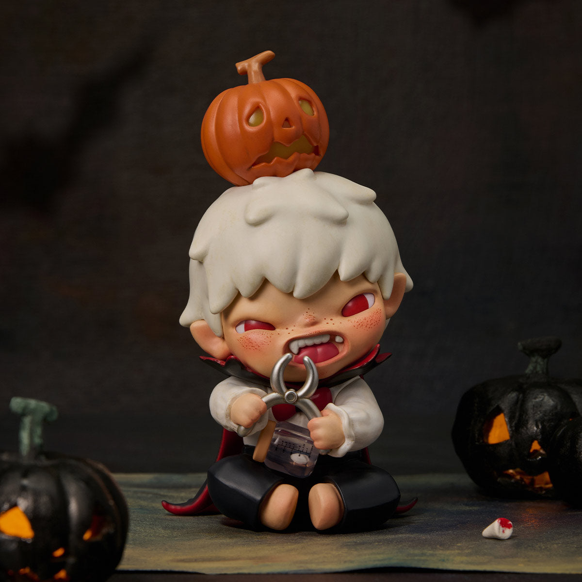 Hirono Monsters' Carnival Series Figures