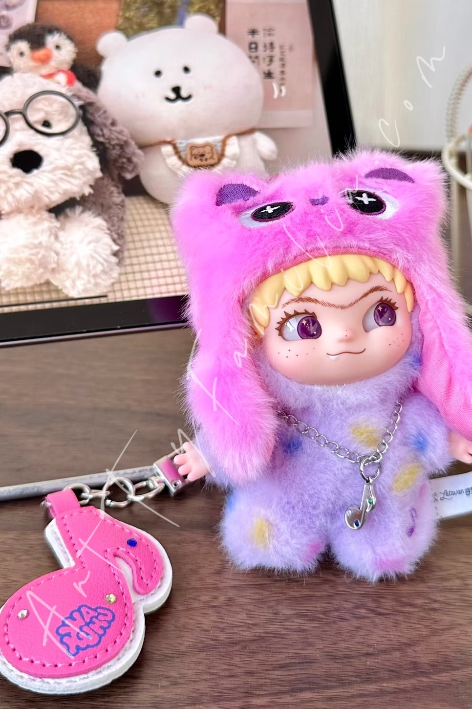 Wakuku On A Roll Plush Series