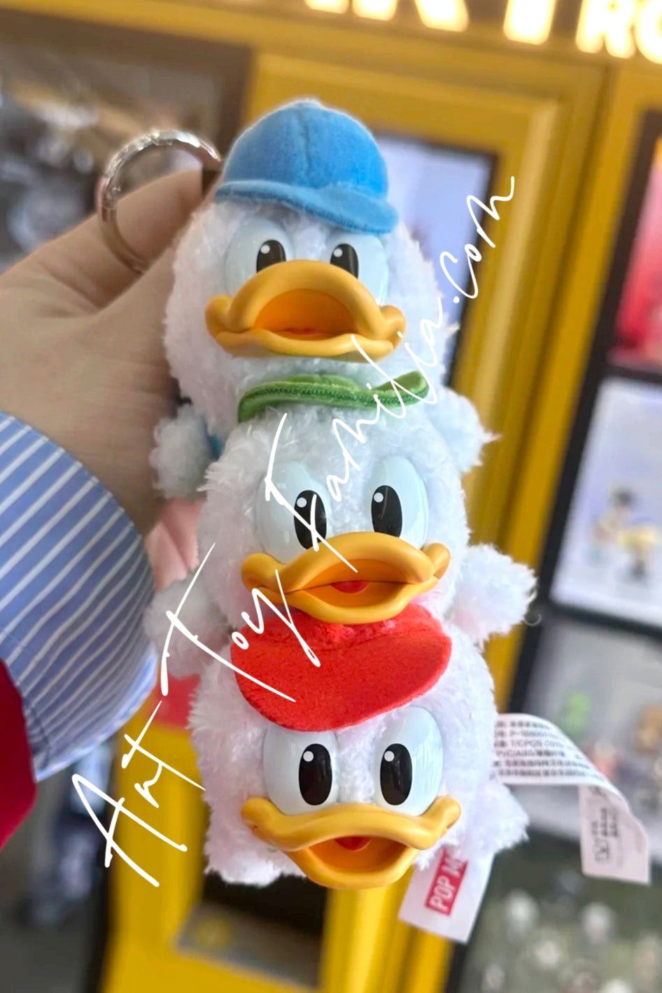 Mickey Family Cute Together KeyChain Series
