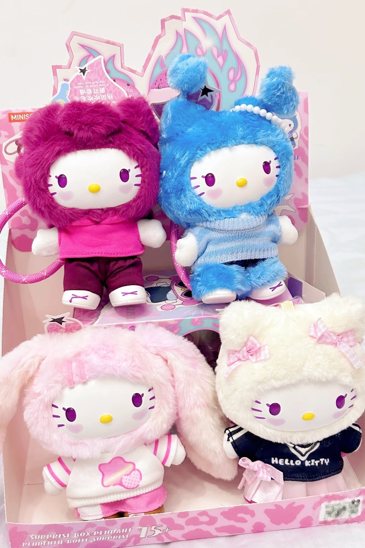 Hello Kitty Pop Star Series