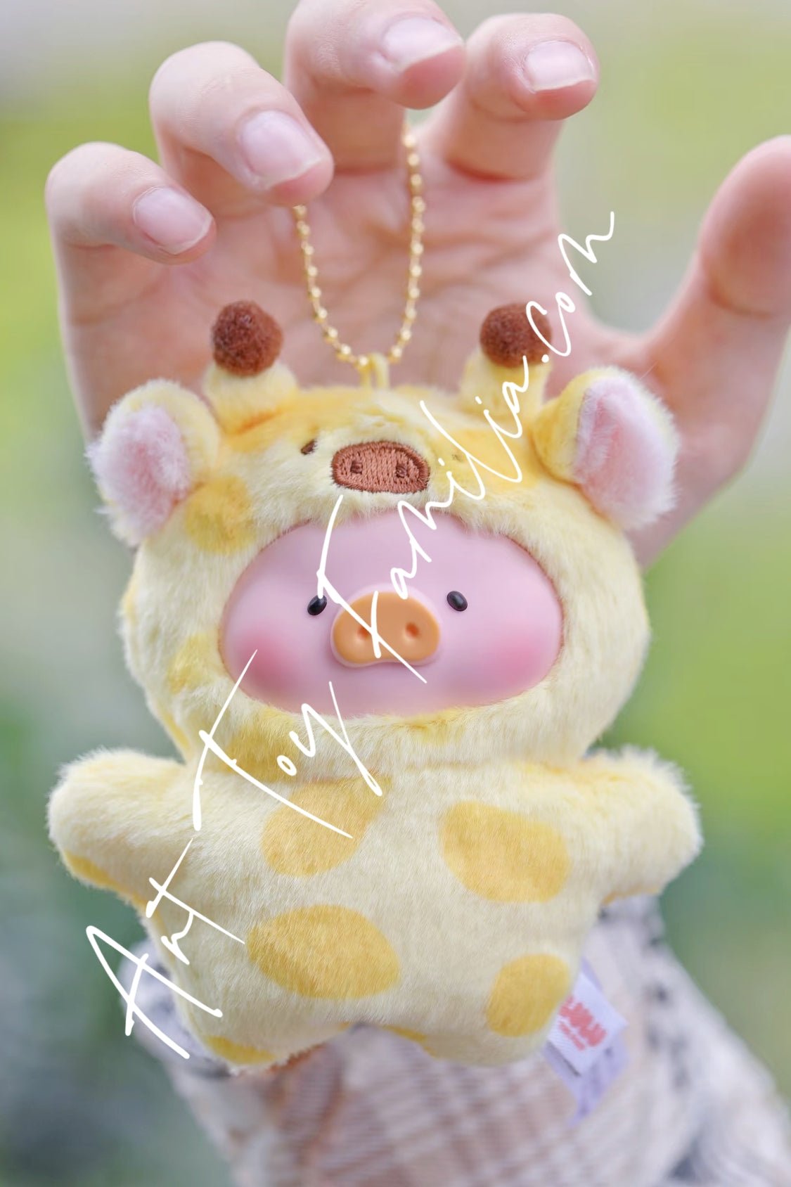 Lulu The Piggy Animal Party-Puppet Show PVC Face Plush Keychain