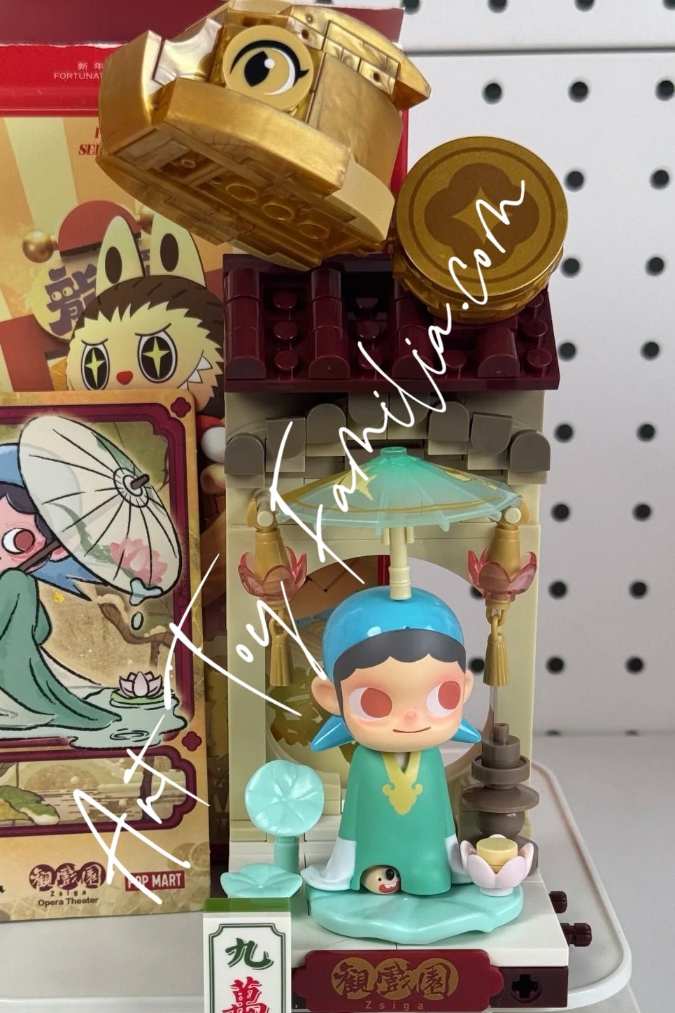 Wealthy Snake's New Year Celebration - Fortunate Hand Series Block Figures